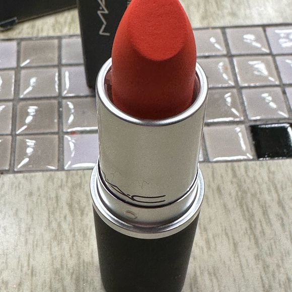 BRAND NEW MAC POWDER KISS LIPSTICK MANDARIN O 908 ❤️❤️❤️ - Picture 9 of 10